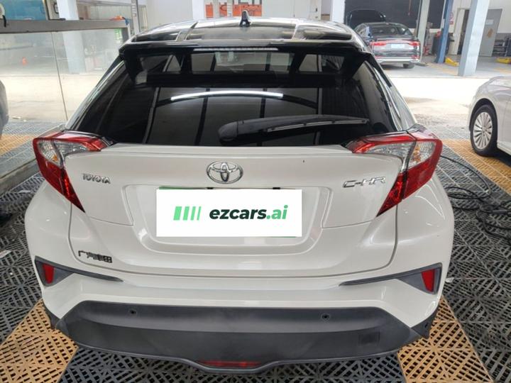C-HR 2020 2.0L Leading photo 5