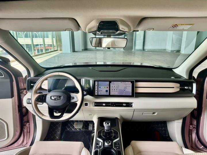 Geely icon 2023 1.5TD photo 6