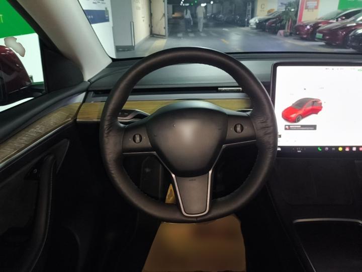 Model Y 2021 Long Range AWD photo 6