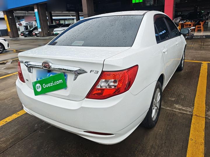 F3 2015 1.5L MT Comfort photo 4