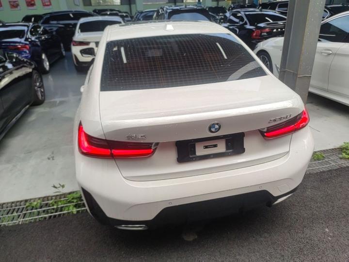 3 Series 2025 325Li M Sport Package photo 3