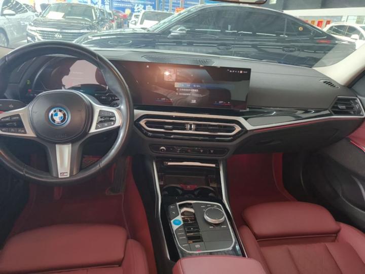 i3 2022 eDrive 35 L photo 4