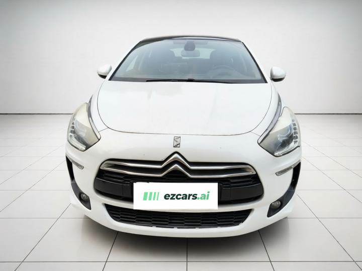 5 2013 1.6T Luxury THP160 photo 2