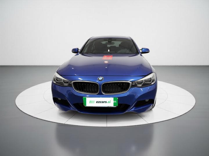 3 SeriesGT 2019 320i M Sport Package photo 2