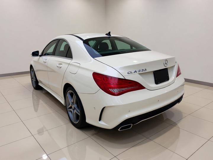 CLA 2016 CLA 220 4MATIC photo 4