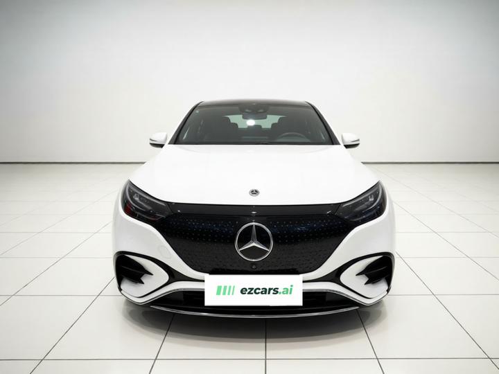EQE SUV 2023 350 4MATIC Luxury photo 2
