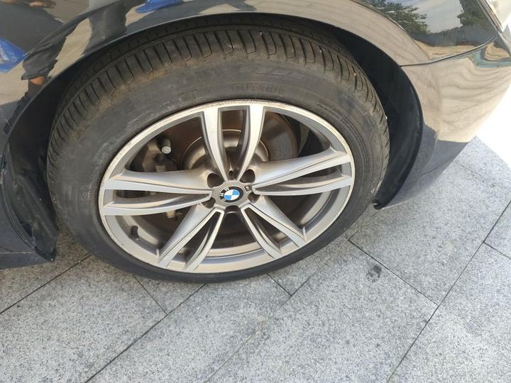 7 Series 2018 730Li Leading Excellence photo 8