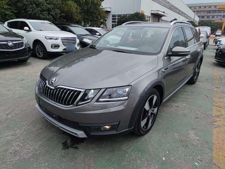 Octavia 2018 Wagon TSI280 DSG Luxury