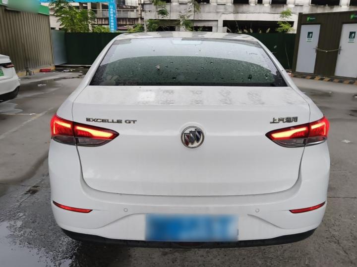 Excelle 2021 Facelift Classic 1.5L AT Elite photo 5