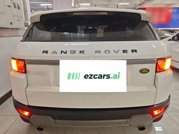 Range Rover Evoque 2015 2.0T 5-Door photo 3