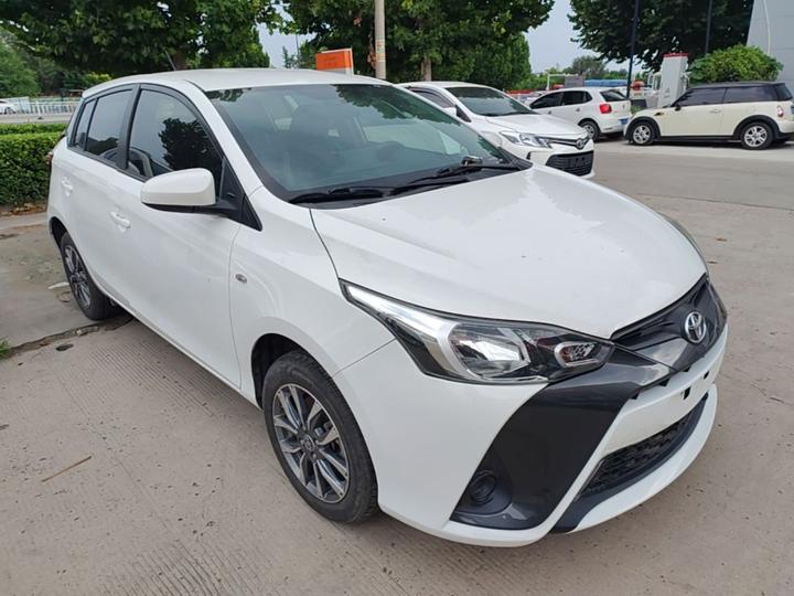 YARiS L 2021 1.5L CVT Leading photo 3
