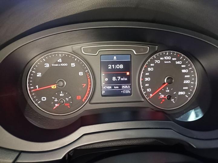 Q3 2015 35 TFSI Progressive photo 3