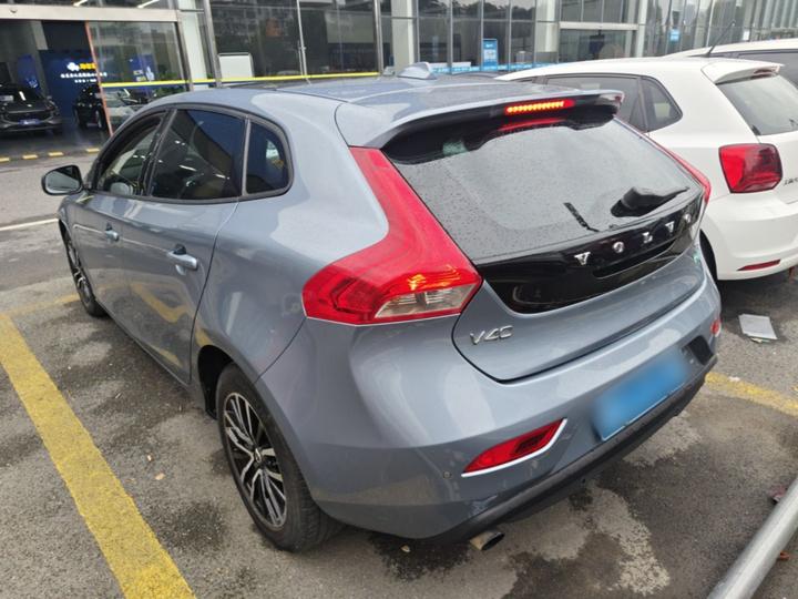 V40 2019 T3 photo 4