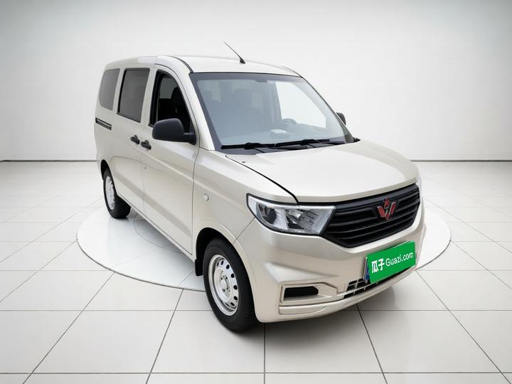 Wuling Hongguang V 2022 1.5L LAR photo 3