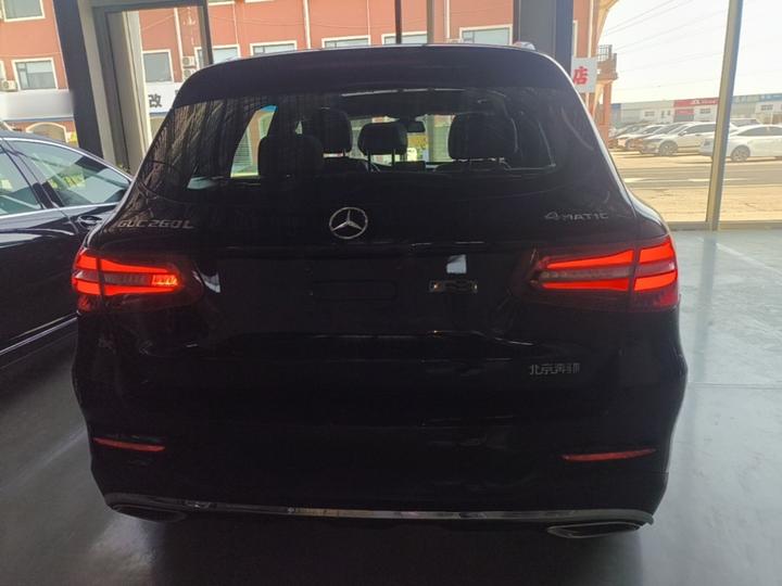 GLC 2018 GLC 260 4MATIC Dynamic photo 3