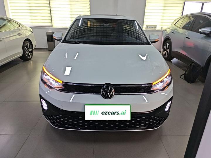 Lavida 2023 1.5L AT photo 2