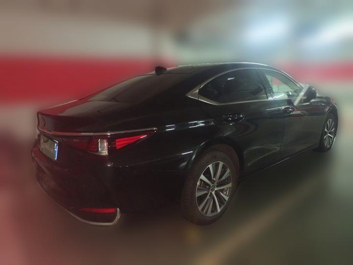 ES 2018 200 Excellence China V photo 4