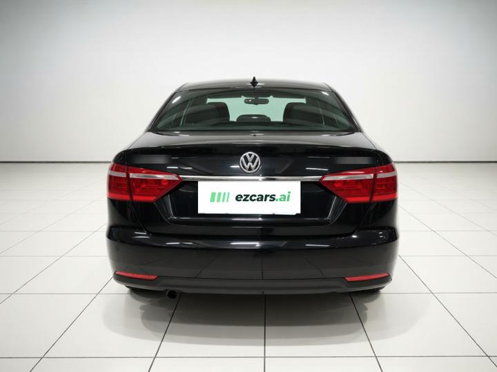 Lavida 2013 Facelift Classic 1.6L MT Comfort photo 5