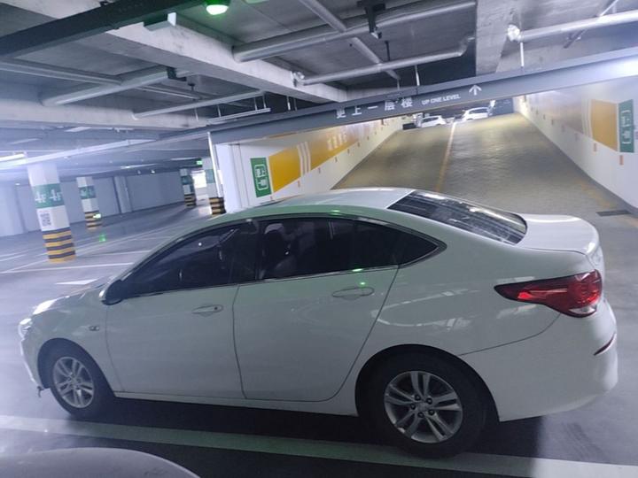 Cavalier 2016 1.5L MT photo 3