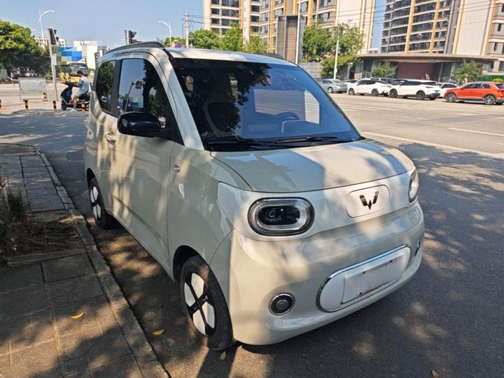 Hongguang MINIEV 2024 3rd Gen 215km Advanced photo 3