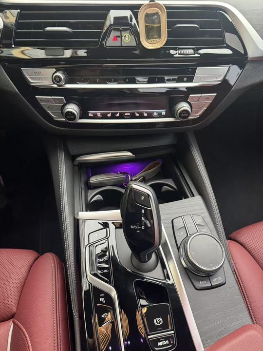 5 Series 2021 530Li Exclusive M Sport Package photo 8