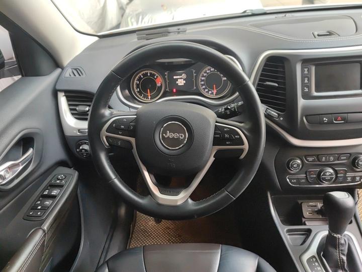 Cherokee 2016 2.4L Leading photo 7