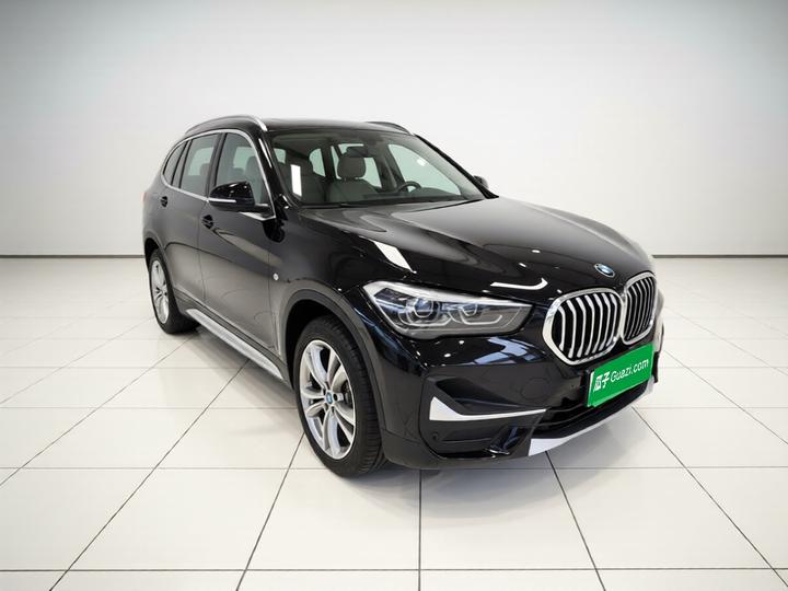 X1 EV 2020 xDrive30Le Exclusive photo 3