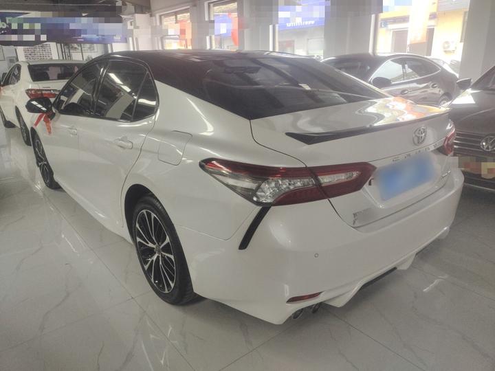 Camry 2018 2.0S photo 4