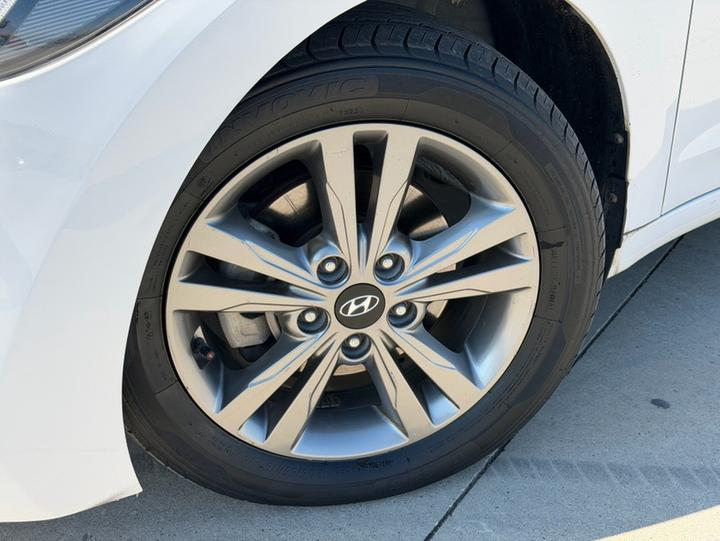 Elantra 2016 1.4T DCT photo 7