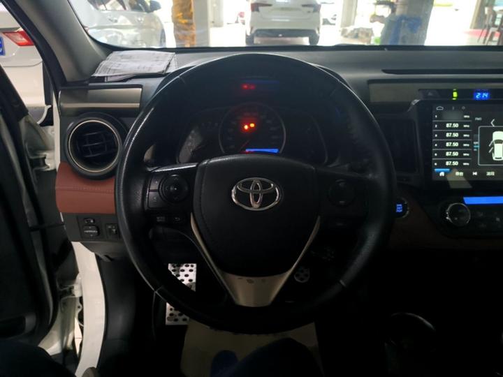 RAV4 2013 2.5L AT AWD Elite photo 5