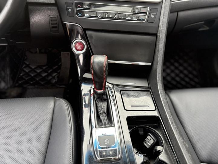 Spirior 2015 2.0L Collection photo 5