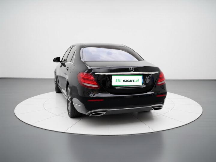 E-Class 2017 E 300 L Luxury photo 4