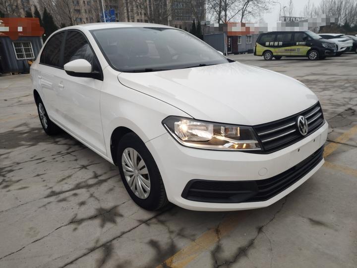 Santana 2018 1.5L AT photo 3