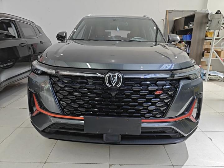 CS35PLUS 2021 Facelift NE 1.4T DCT Luxury photo 2