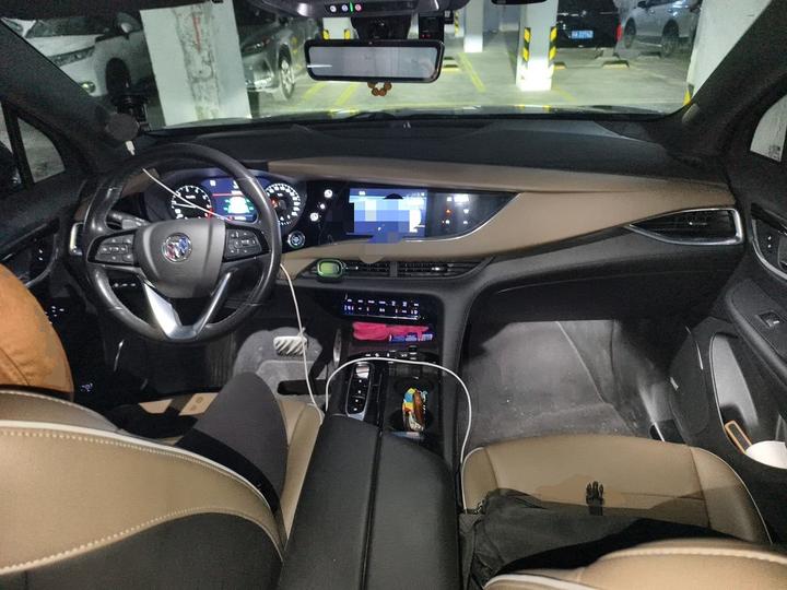 2022 652T AWD Exclusive Flagship 7-Seater photo 5