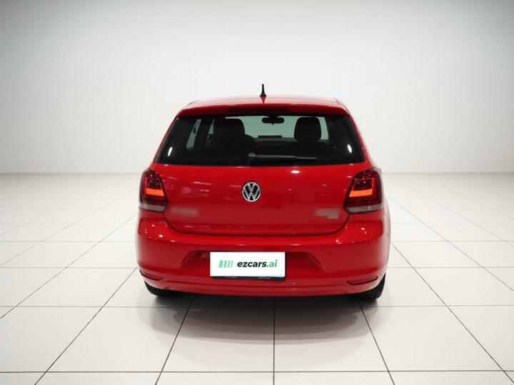 Polo 2016 1.6L AT Comfort photo 3