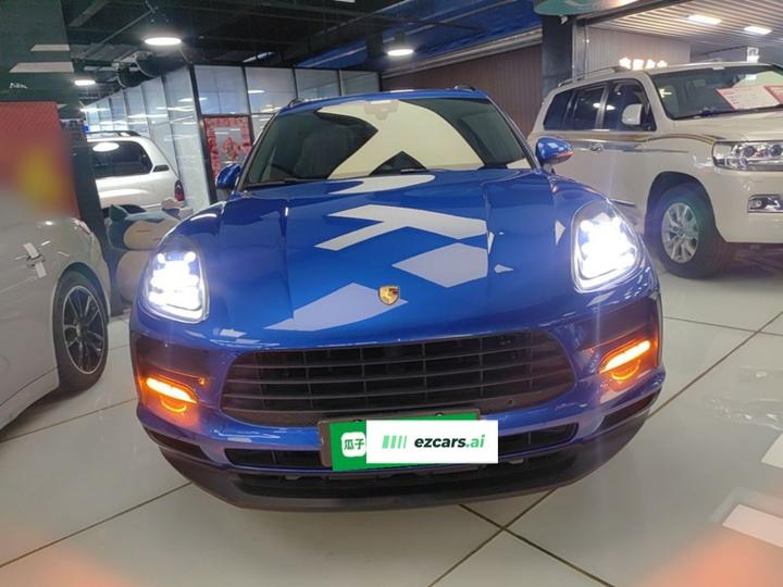 2018 Macan 2.0T photo 2