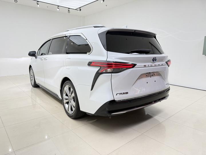 Sienna 2021 2.5L Hybrid Comfort photo 4