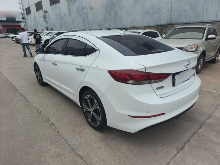 Elantra 2018 1.4T DCT photo 4