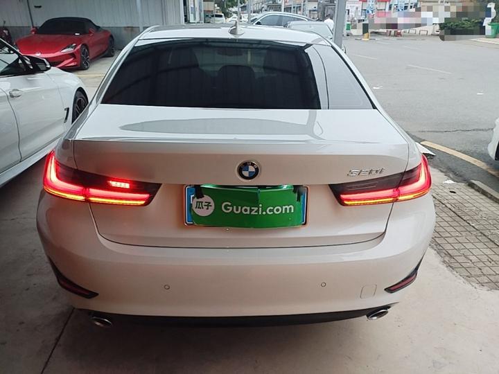 3 Series 2020 320i Sport Package photo 5