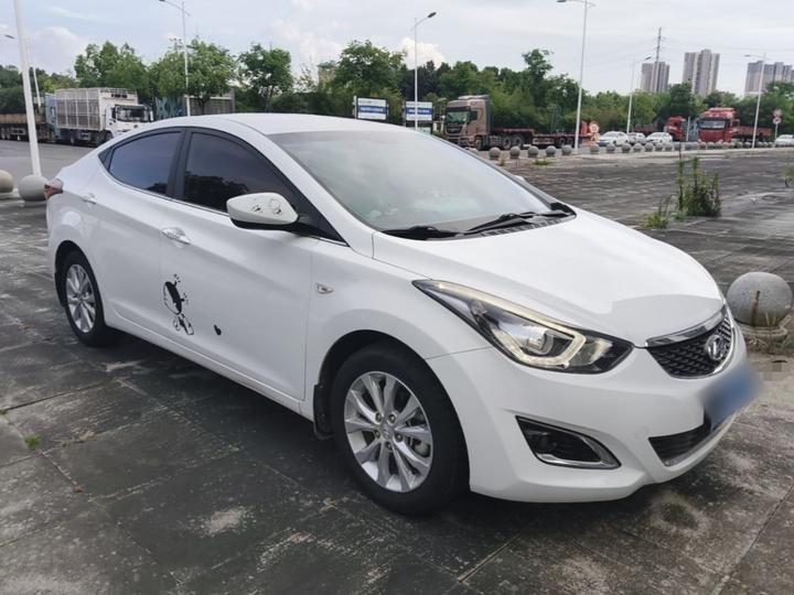 Elantra 2016 1.6L AT Smart photo 3