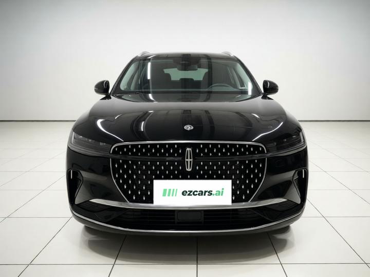 Nautilus 2023 2.0T AWD photo 2