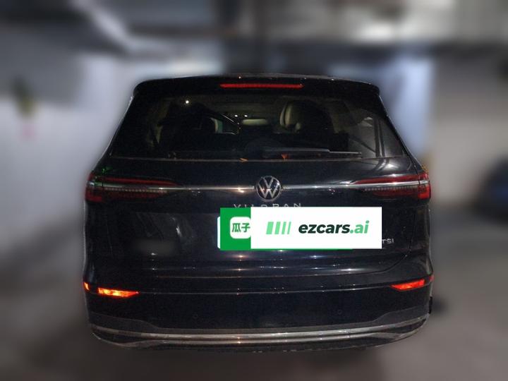 Viloran 2022 380TSI Premium photo 3