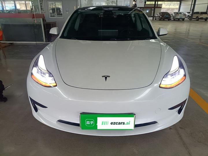 Model 3 2022 RWD photo 2