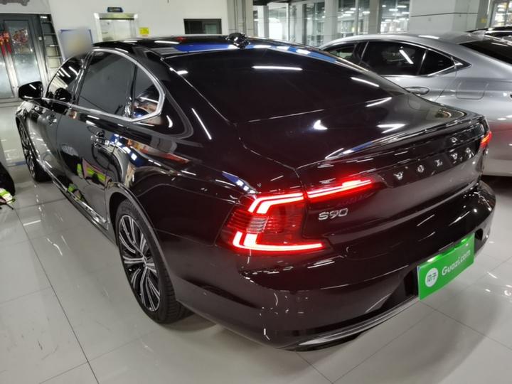 S90 2024 B5 Luxury photo 4