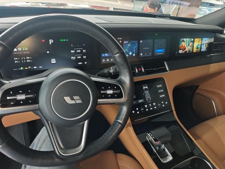 Li Auto ONE 2021 EREV 6-Seater photo 5
