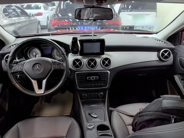 GLA 2015 GLA 200 Dynamic photo 5