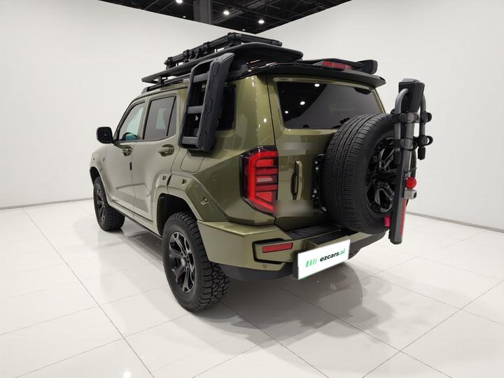 400 EV 2023 Hi4-T photo 4