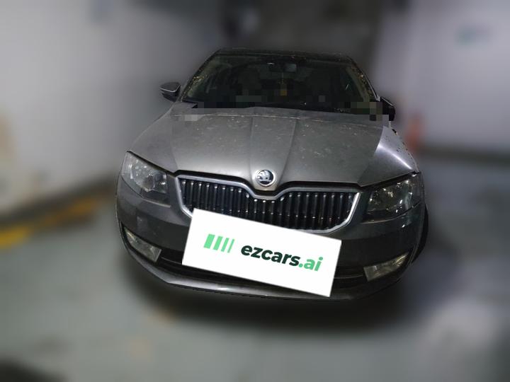 Octavia 2015 1.6L MT photo 2