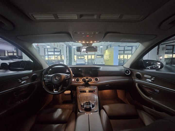 E-Class 2018 Facelift E 200 L 4MATIC photo 8